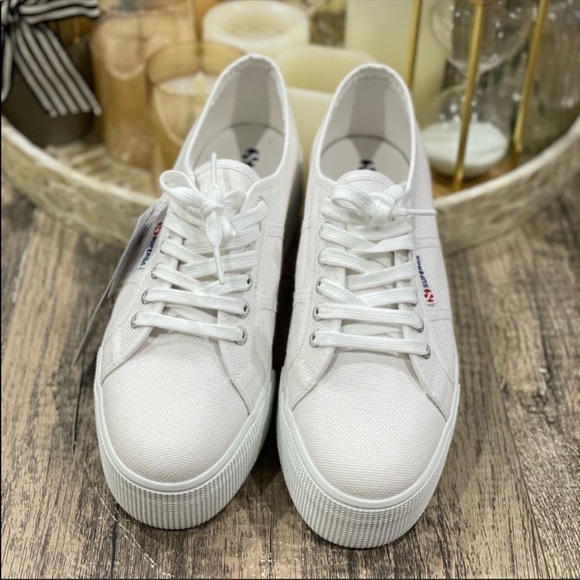 Superga Women's 2790 A Cotw Platform Fashion
Sneaker, White Size 41 / 9.5 - Picture 5 of 11